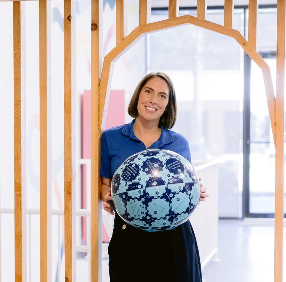 Victoria Nielsen MA, RM, MST